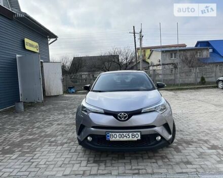 Сірий Тойота C-HR, об'ємом двигуна 1.2 л та пробігом 72 тис. км за 19500 $, фото 1 на Automoto.ua