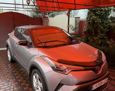 Серый Тойота C-HR, объемом двигателя 1.2 л и пробегом 115 тыс. км за 16300 $, фото 5 на Automoto.ua