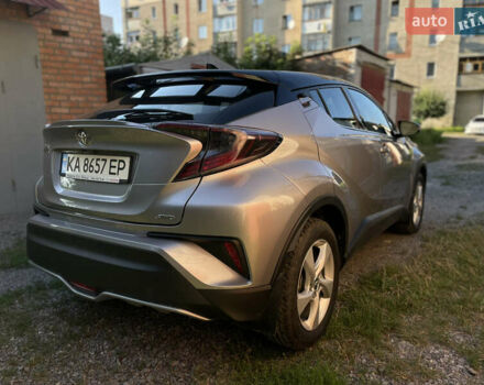 Сірий Тойота C-HR, об'ємом двигуна 1.2 л та пробігом 72 тис. км за 20000 $, фото 5 на Automoto.ua