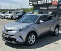 Серый Тойота C-HR, объемом двигателя 1.2 л и пробегом 172 тыс. км за 18000 $, фото 2 на Automoto.ua