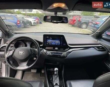 Серый Тойота C-HR, объемом двигателя 1.2 л и пробегом 58 тыс. км за 18200 $, фото 16 на Automoto.ua