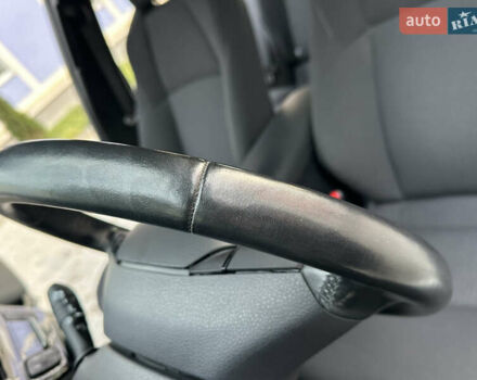 Сірий Тойота C-HR, об'ємом двигуна 1.2 л та пробігом 42 тис. км за 18950 $, фото 101 на Automoto.ua