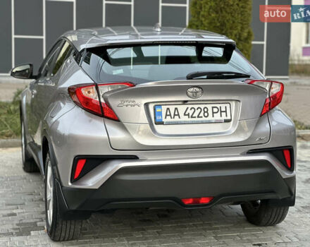 Сірий Тойота C-HR, об'ємом двигуна 1.2 л та пробігом 42 тис. км за 18950 $, фото 50 на Automoto.ua