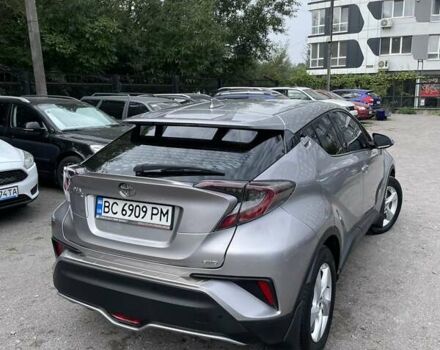 Серый Тойота C-HR, объемом двигателя 1.2 л и пробегом 58 тыс. км за 18200 $, фото 6 на Automoto.ua
