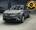 Серый Тойота C-HR, объемом двигателя 1.2 л и пробегом 41 тыс. км за 23000 $, фото 2 на Automoto.ua