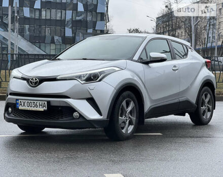 Сірий Тойота C-HR, об'ємом двигуна 1.2 л та пробігом 70 тис. км за 21000 $, фото 2 на Automoto.ua