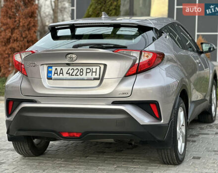 Сірий Тойота C-HR, об'ємом двигуна 1.2 л та пробігом 42 тис. км за 18950 $, фото 46 на Automoto.ua