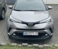 Серый Тойота C-HR, объемом двигателя 1.99 л и пробегом 207 тыс. км за 19500 $, фото 2 на Automoto.ua