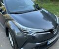 Серый Тойота C-HR, объемом двигателя 1.2 л и пробегом 112 тыс. км за 16800 $, фото 3 на Automoto.ua
