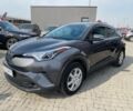 Серый Тойота C-HR, объемом двигателя 1.8 л и пробегом 109 тыс. км за 18600 $, фото 2 на Automoto.ua