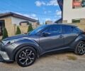 Серый Тойота C-HR, объемом двигателя 2 л и пробегом 117 тыс. км за 15300 $, фото 1 на Automoto.ua