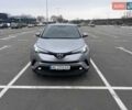 Серый Тойота C-HR, объемом двигателя 1.2 л и пробегом 55 тыс. км за 23200 $, фото 1 на Automoto.ua