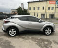 Серый Тойота C-HR, объемом двигателя 1.2 л и пробегом 93 тыс. км за 19950 $, фото 5 на Automoto.ua