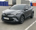 Серый Тойота C-HR, объемом двигателя 2 л и пробегом 38 тыс. км за 21200 $, фото 1 на Automoto.ua