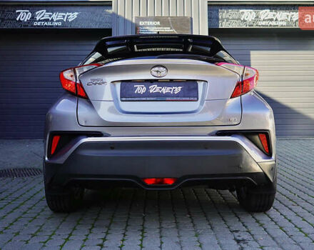 Серый Тойота C-HR, объемом двигателя 1.2 л и пробегом 89 тыс. км за 18500 $, фото 15 на Automoto.ua