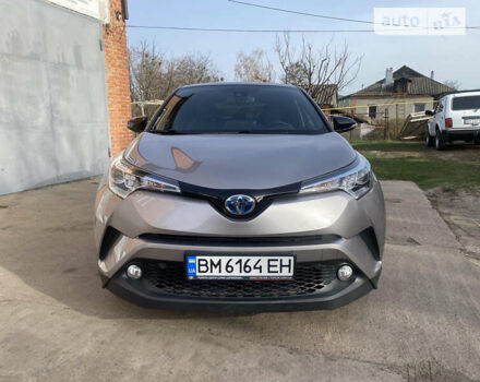 Серый Тойота C-HR, объемом двигателя 1.8 л и пробегом 112 тыс. км за 22999 $, фото 2 на Automoto.ua