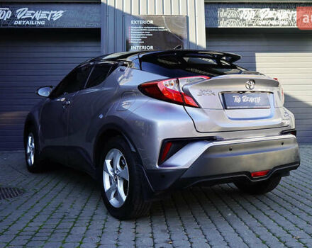 Серый Тойота C-HR, объемом двигателя 1.2 л и пробегом 89 тыс. км за 18500 $, фото 11 на Automoto.ua