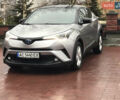 Серый Тойота C-HR, объемом двигателя 1.8 л и пробегом 69 тыс. км за 20700 $, фото 4 на Automoto.ua