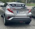 Серый Тойота C-HR, объемом двигателя 1.99 л и пробегом 207 тыс. км за 19500 $, фото 3 на Automoto.ua
