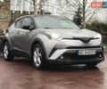 Серый Тойота C-HR, объемом двигателя 1.8 л и пробегом 69 тыс. км за 20700 $, фото 1 на Automoto.ua
