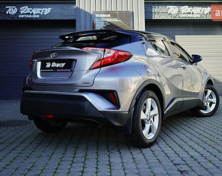 Серый Тойота C-HR, объемом двигателя 1.2 л и пробегом 89 тыс. км за 18500 $, фото 20 на Automoto.ua