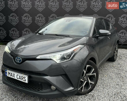 Серый Тойота C-HR, объемом двигателя 2 л и пробегом 115 тыс. км за 16900 $, фото 2 на Automoto.ua