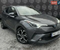 Серый Тойота C-HR, объемом двигателя 2 л и пробегом 115 тыс. км за 16900 $, фото 1 на Automoto.ua