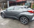 Серый Тойота C-HR, объемом двигателя 1.99 л и пробегом 47 тыс. км за 17300 $, фото 1 на Automoto.ua