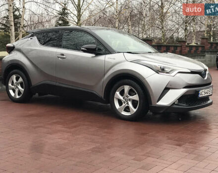 Серый Тойота C-HR, объемом двигателя 1.8 л и пробегом 69 тыс. км за 20700 $, фото 7 на Automoto.ua