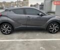 Серый Тойота C-HR, объемом двигателя 1.99 л и пробегом 72 тыс. км за 16900 $, фото 7 на Automoto.ua