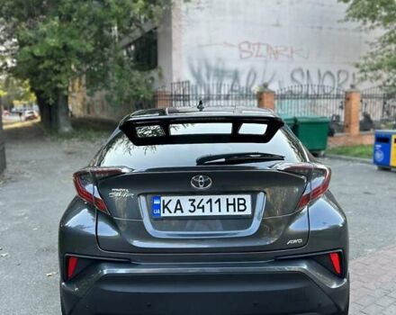 Серый Тойота C-HR, объемом двигателя 1.2 л и пробегом 112 тыс. км за 16800 $, фото 6 на Automoto.ua