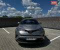 Серый Тойота C-HR, объемом двигателя 1.99 л и пробегом 92 тыс. км за 21300 $, фото 1 на Automoto.ua