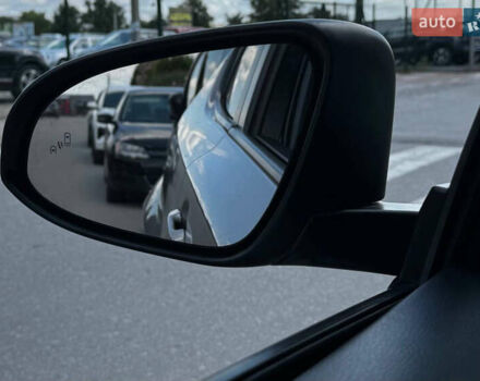 Серый Тойота C-HR, объемом двигателя 1.99 л и пробегом 92 тыс. км за 19500 $, фото 7 на Automoto.ua