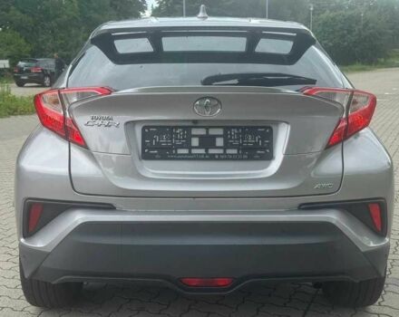 Серый Тойота C-HR, объемом двигателя 1.2 л и пробегом 112 тыс. км за 12800 $, фото 4 на Automoto.ua