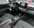 Серый Тойота C-HR, объемом двигателя 2 л и пробегом 115 тыс. км за 16900 $, фото 12 на Automoto.ua