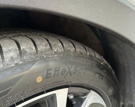 Сірий Тойота C-HR, об'ємом двигуна 1.99 л та пробігом 167 тис. км за 18000 $, фото 12 на Automoto.ua