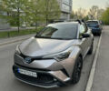 Серый Тойота C-HR, объемом двигателя 1.8 л и пробегом 189 тыс. км за 21200 $, фото 1 на Automoto.ua