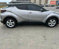 Серый Тойота C-HR, объемом двигателя 1.2 л и пробегом 50 тыс. км за 22000 $, фото 4 на Automoto.ua