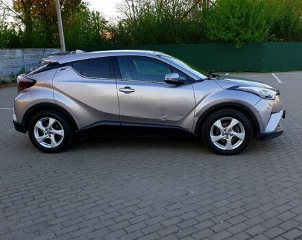 Сірий Тойота C-HR, об'ємом двигуна 1.2 л та пробігом 76 тис. км за 15800 $, фото 7 на Automoto.ua