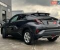Серый Тойота C-HR, объемом двигателя 1.2 л и пробегом 108 тыс. км за 19290 $, фото 5 на Automoto.ua