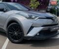 Серый Тойота C-HR, объемом двигателя 1.2 л и пробегом 97 тыс. км за 15990 $, фото 3 на Automoto.ua