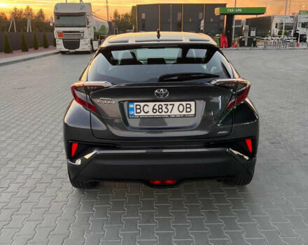 Серый Тойота C-HR, объемом двигателя 1.2 л и пробегом 143 тыс. км за 17200 $, фото 5 на Automoto.ua