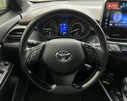 Серый Тойота C-HR, объемом двигателя 1.2 л и пробегом 93 тыс. км за 19950 $, фото 30 на Automoto.ua