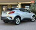 Серый Тойота C-HR, объемом двигателя 1.8 л и пробегом 90 тыс. км за 19700 $, фото 20 на Automoto.ua