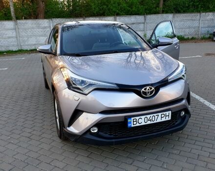 Сірий Тойота C-HR, об'ємом двигуна 1.2 л та пробігом 76 тис. км за 15800 $, фото 1 на Automoto.ua