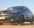Серый Тойота C-HR, объемом двигателя 1.99 л и пробегом 65 тыс. км за 19500 $, фото 3 на Automoto.ua