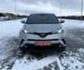 Серый Тойота C-HR, объемом двигателя 1.99 л и пробегом 76 тыс. км за 15500 $, фото 1 на Automoto.ua