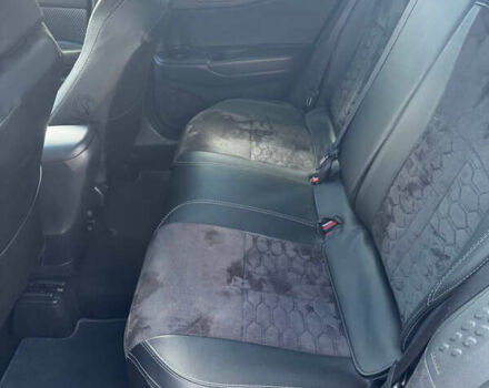 Серый Тойота C-HR, объемом двигателя 1.99 л и пробегом 92 тыс. км за 19500 $, фото 10 на Automoto.ua