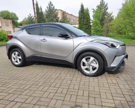 Сірий Тойота C-HR, об'ємом двигуна 0.12 л та пробігом 80 тис. км за 17100 $, фото 10 на Automoto.ua