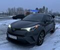 Сірий Тойота C-HR, об'ємом двигуна 1.99 л та пробігом 105 тис. км за 18000 $, фото 3 на Automoto.ua